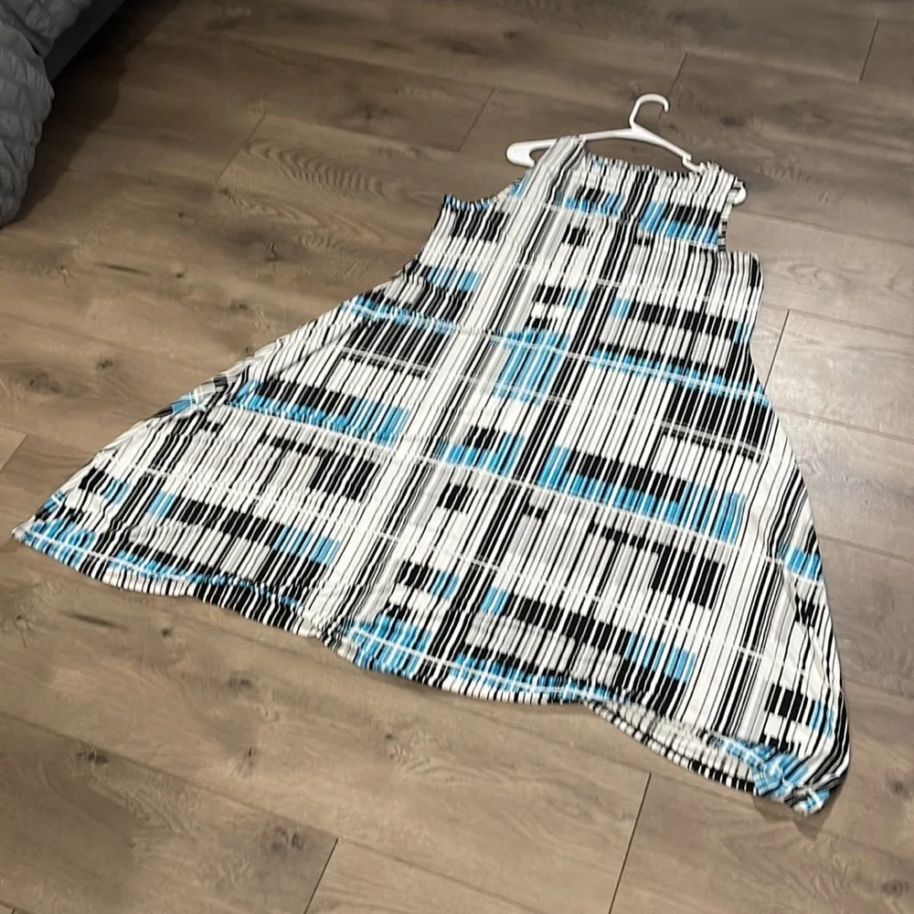 Avenue Women's Geometric Dress with Hidden pockets, Size 20 - Picture 7 of 10